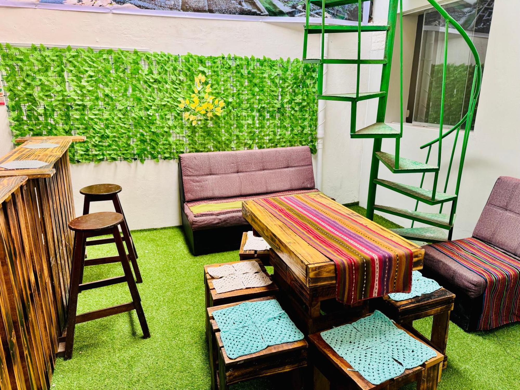 Ukumari Hostel Куско Экстерьер фото